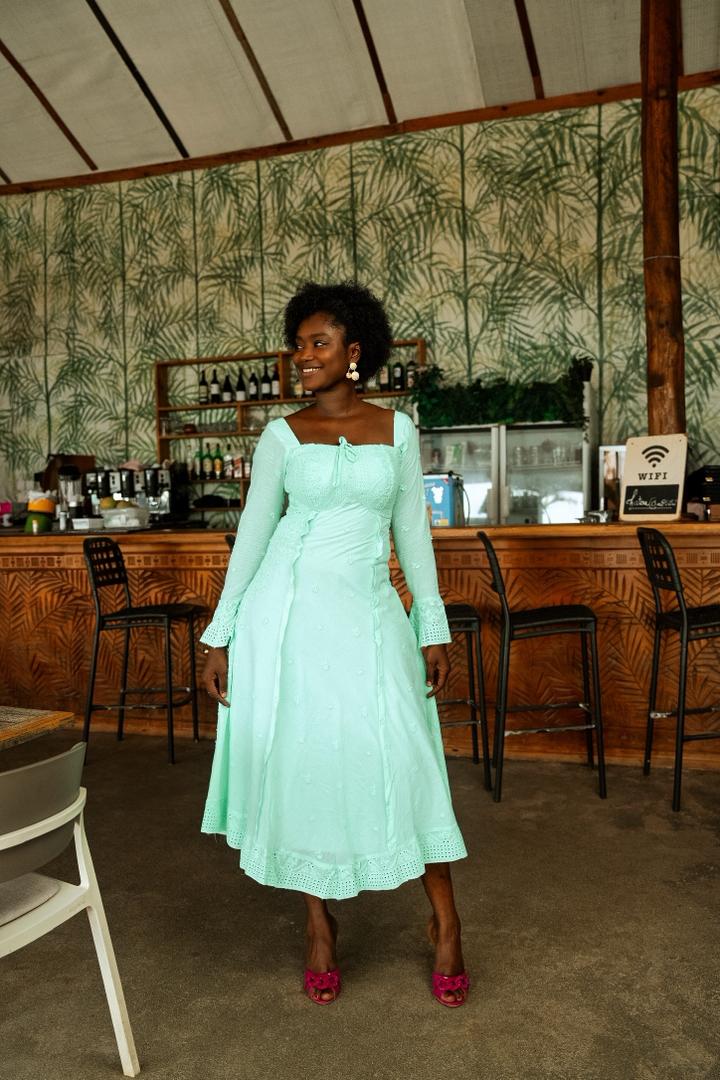 Robe Amie